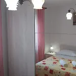 Appartement Three Bedroom With Balcony Smokvica (Korcula)