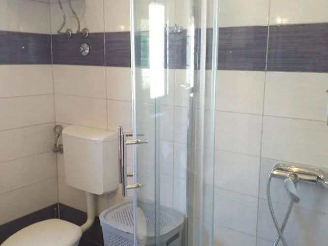 Three Bedroom With Balcony Smokvica (Korcula)